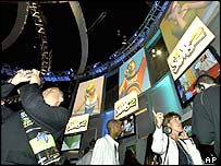 Выставка E3-2004